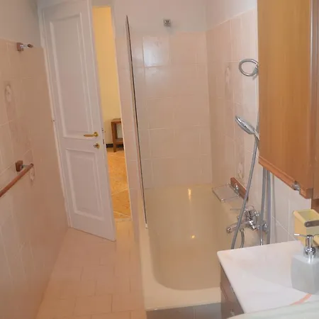 Apartament Della Pace *